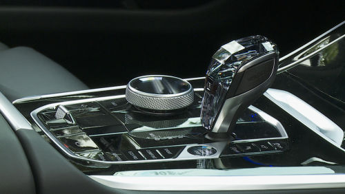 BMW X5 ESTATE xDrive50e M Sport 5dr Auto [Tech/Pro Pack] view 2